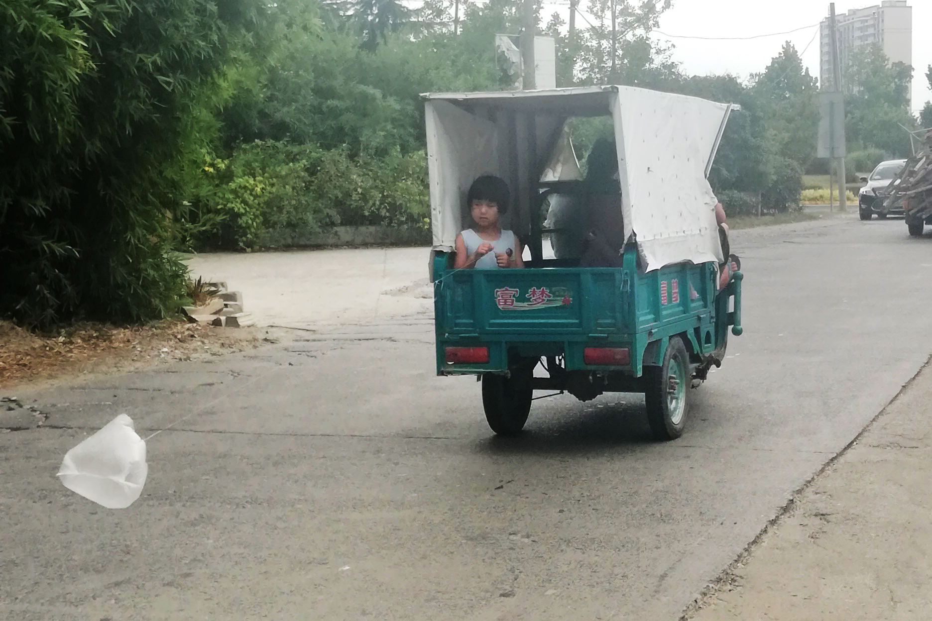 ̨�����ˣ�Ѳ��·����������ͯ��